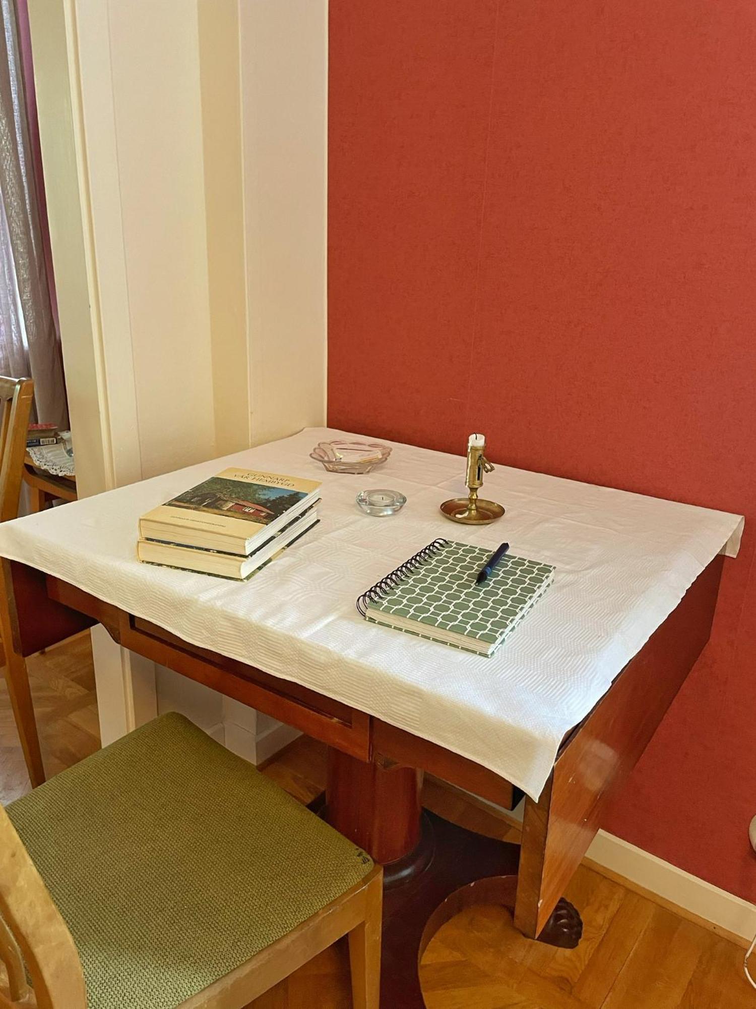 Viktors Affaershus Bed and Breakfast Atran Exteriör bild